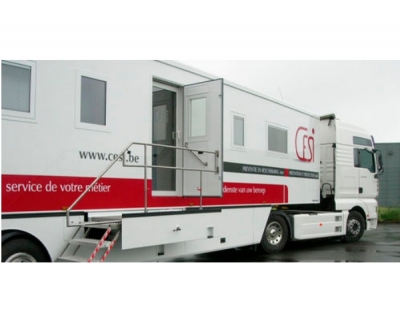 Intensive care mobile health vehicle / modular / truck