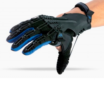 SaeboGlove