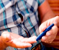 Wireless blood glucose meter